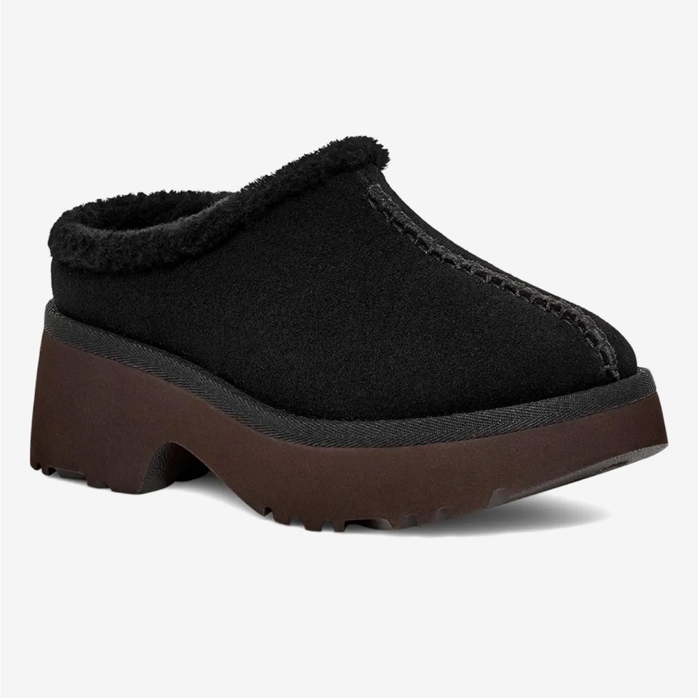 UGG new heights cozy clog